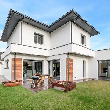 Violette Villa